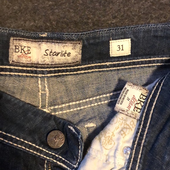 Women’s BKE Capris - Picture 4 of 8